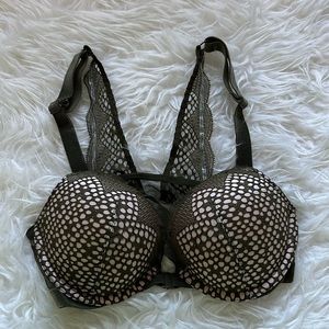 NWOT Victoria’s Secret Very Sexy Olive Green Push Up Bra - 34B